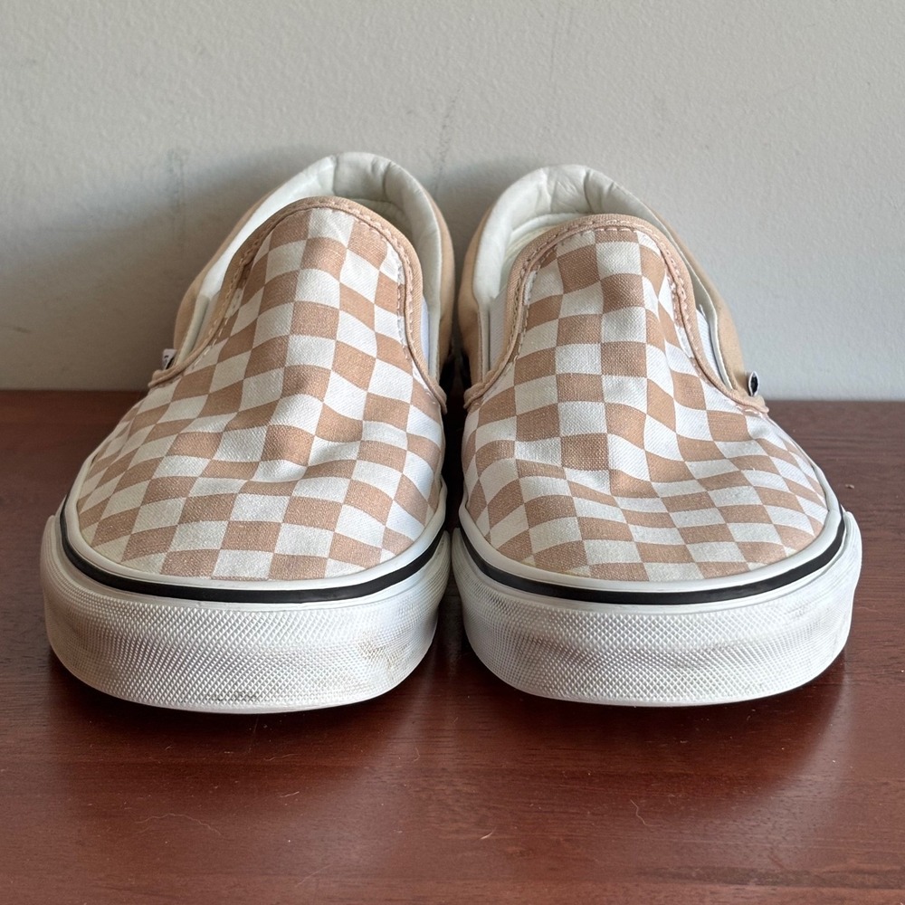 Vans Slip-On Checkerboard Sneakers in Beige and White - Picture 4 of 8